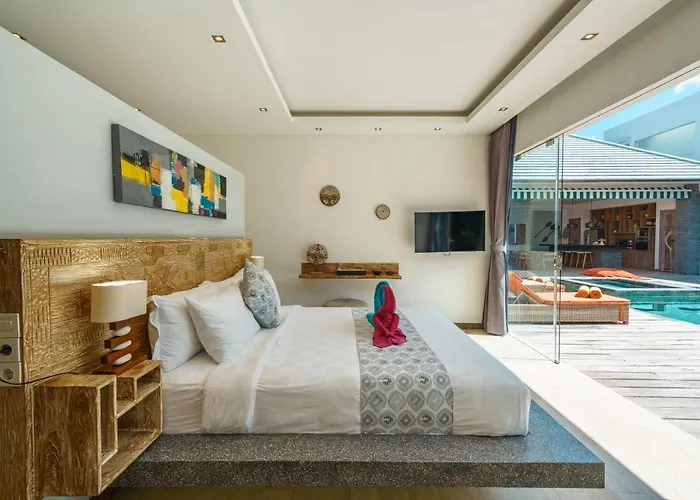 Harlow: Stylish 3br - Centrally Located In Berawa Villa Canggu (Bali)