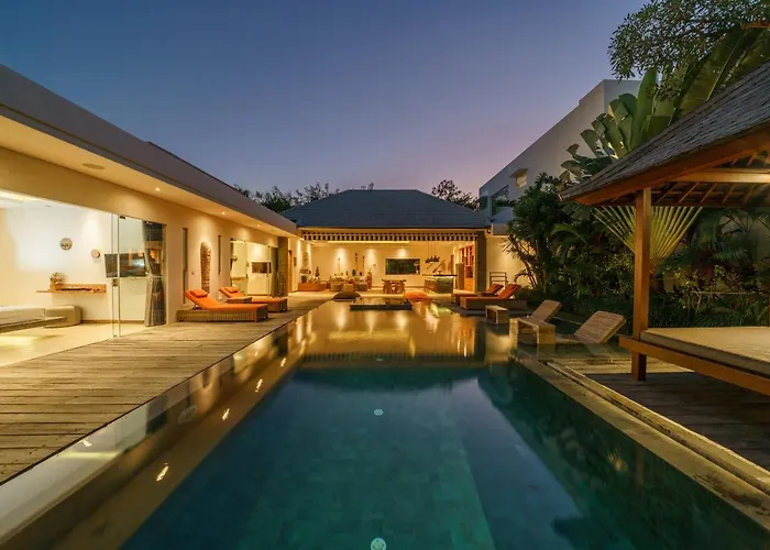 Villa Harlow: Stylish 3br - Centrally Located In Berawa Canggu (Bali)